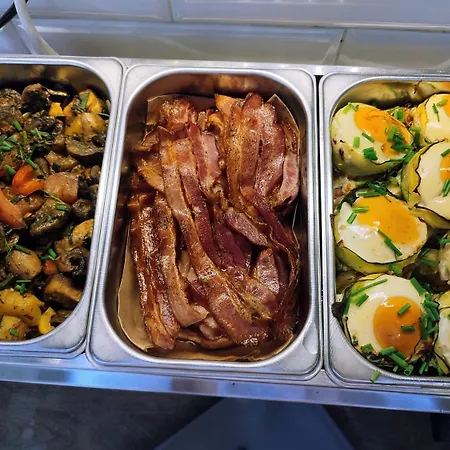 Greg&tom אכסניה